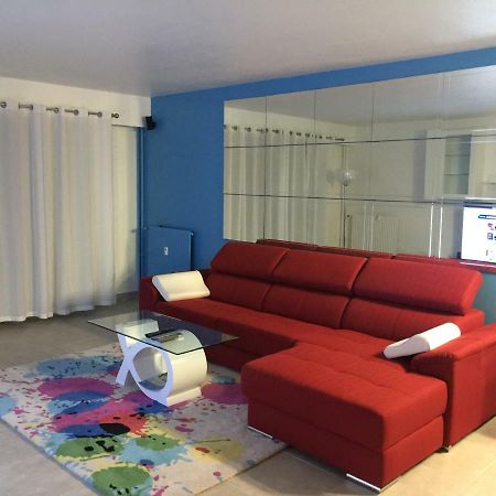Grand Appartement A Louer Vue Sur Seine Melun Esterno foto
