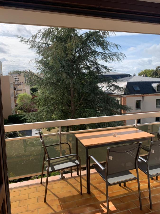 Grand Appartement A Louer Vue Sur Seine Melun Esterno foto