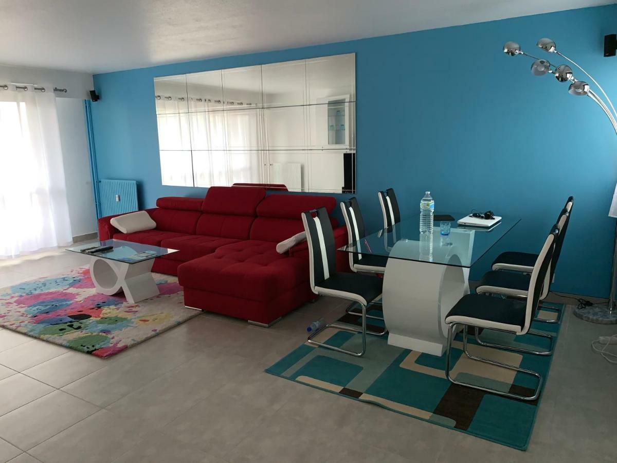Grand Appartement A Louer Vue Sur Seine Melun Esterno foto