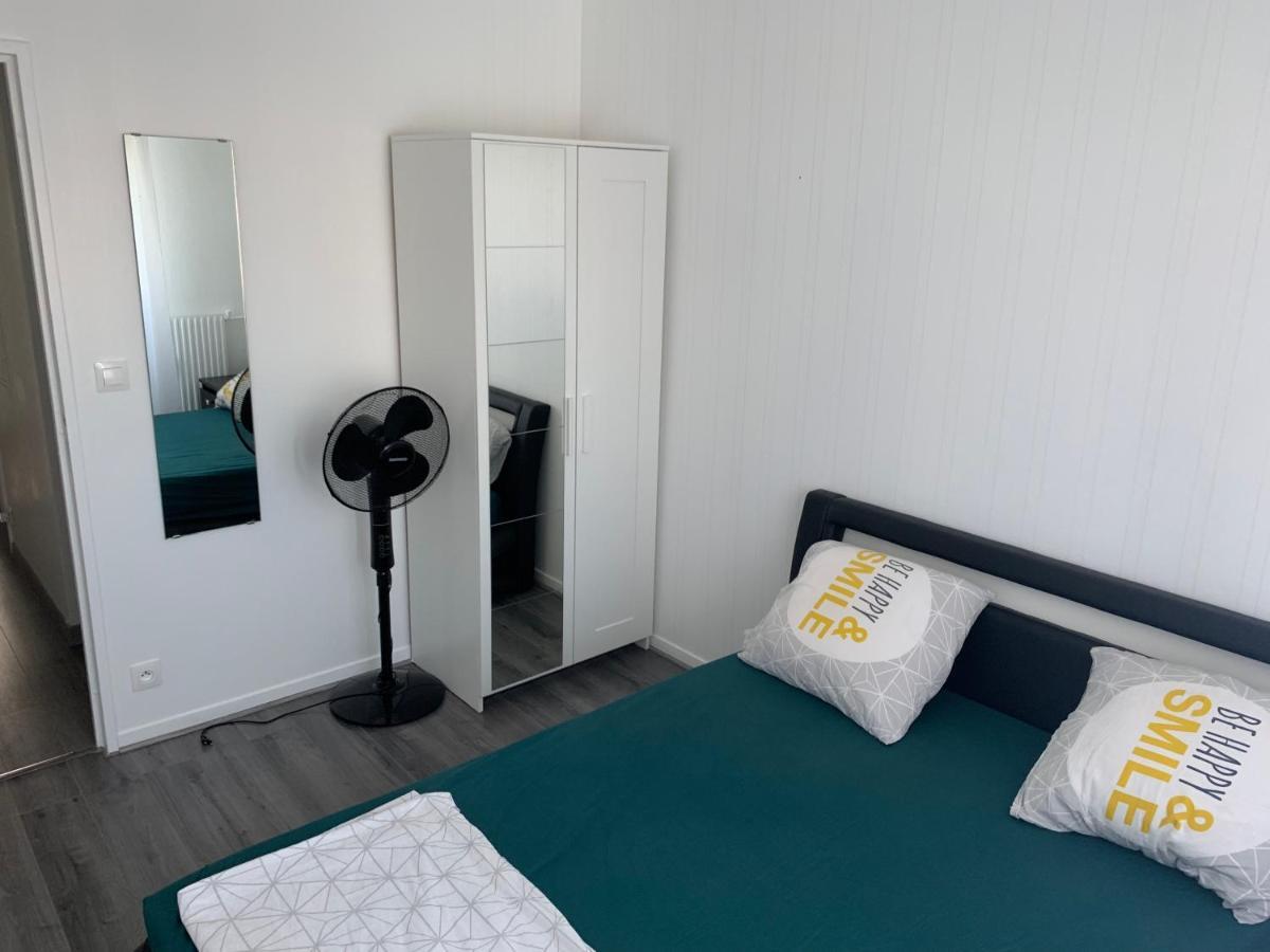 Grand Appartement A Louer Vue Sur Seine Melun Esterno foto