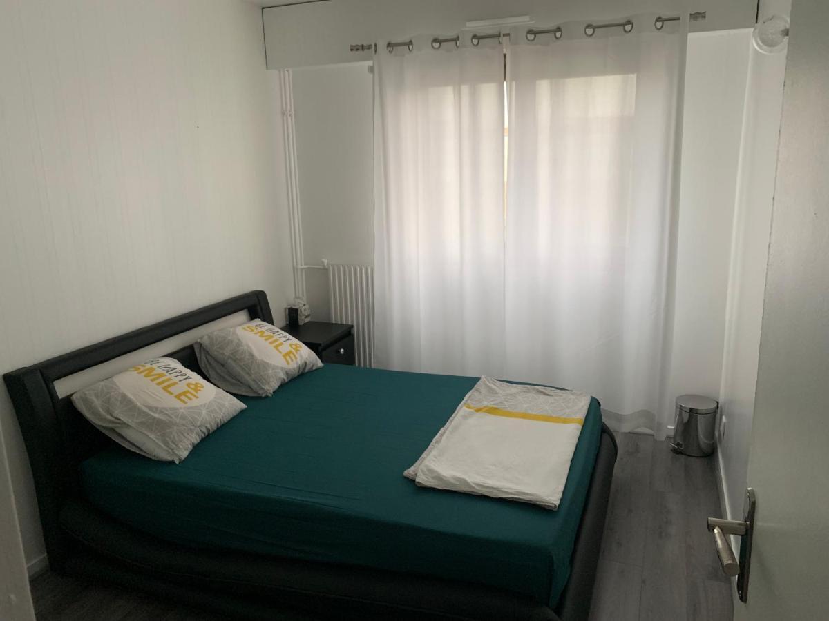 Grand Appartement A Louer Vue Sur Seine Melun Esterno foto